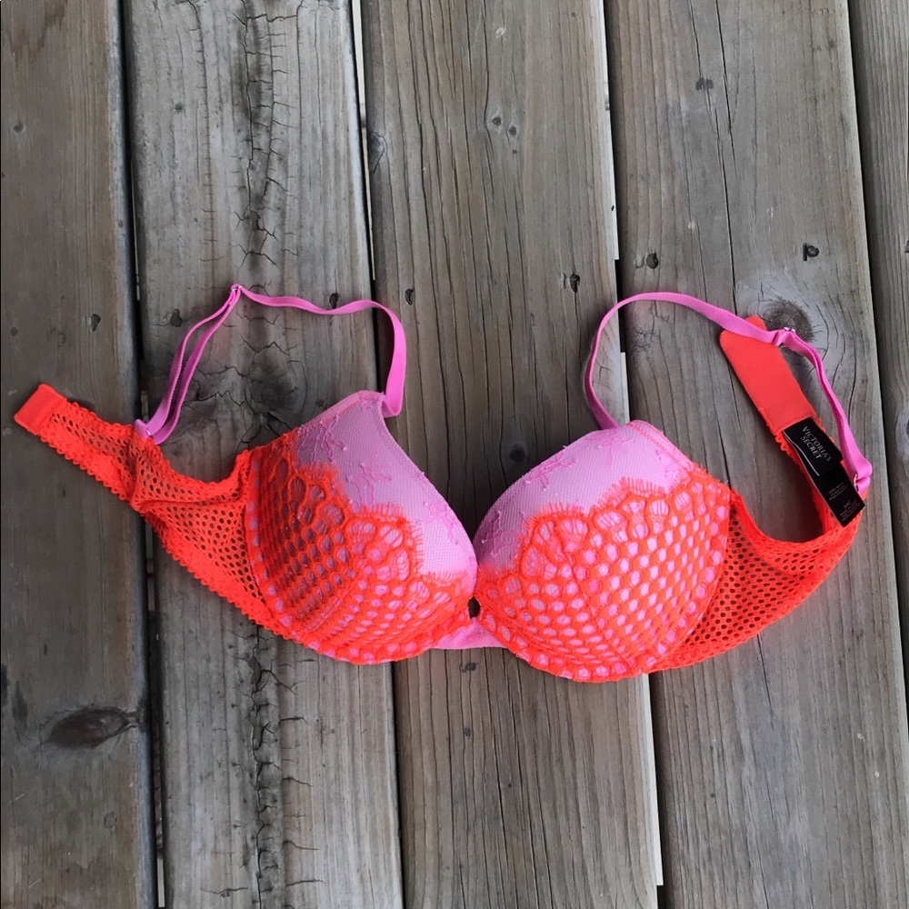 Victoria secret nwot 34c bra push up